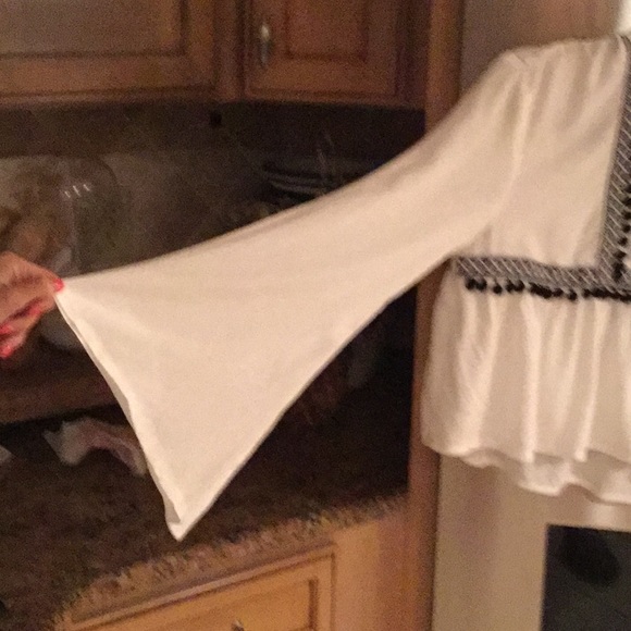 Blouse - Picture 2 of 6